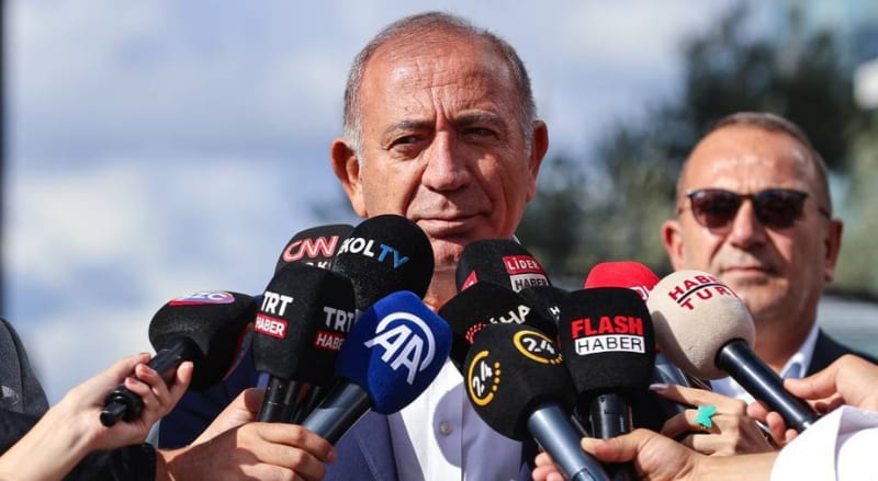 Gürsel Tekin'ten sert tepki: "Bulsunlar, Taksim Meydanı'nda kendimi asarım" Kayyum, FETÖ ve mal varlığı yanıtları
