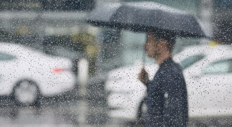 Meteoroloji ve AKOM'dan sağanak ve fırtına uyarısı! İstanbul, Ankara, İzmir hava durumu