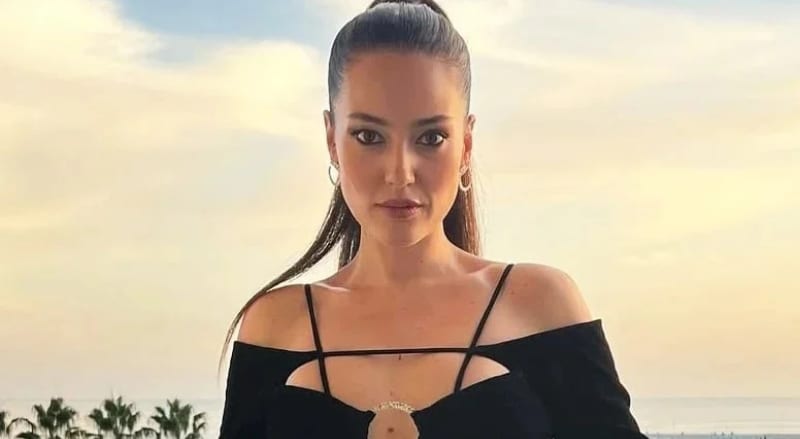 Pelin Akil hakkında şaşırtan iddia! Menajeriyle aşk mı yaşıyor?