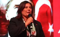 Özlem Çerçioğlu AK Parti'ye mi Katılıyor? Ankara Kulislerinde Gündem