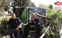 Antalya'da Halk Otobüsü Devrildi: Direksiyonda Fenalaşan Şoför Hayatını Kaybetti, Yolcu Yaralı