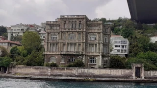 23 Odalı Zeki Paşa Yalısı Satışa Sunuldu
