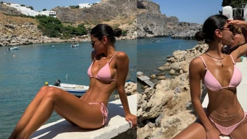 Selin Yağcıoğlu İlk Kez Kerem Bürsin'le Poz Paylaştı O Kare Gündem Oldu