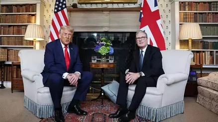 Trump İngiltere Ziyaretinde Başbakan Starmer ile Chequers'ta Buluştu