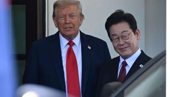 Trump'tan İsrail'in Gazze Saldırısına Tepki: "Memnun Değilim, Görmek İstemiyorum"