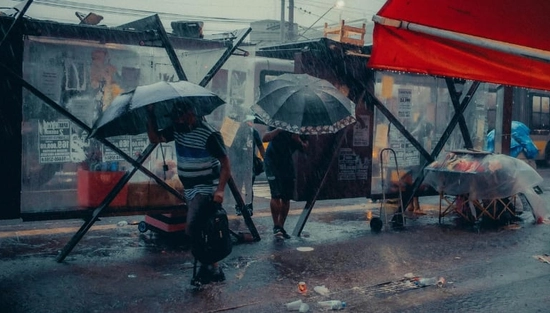 Son dakika: Meteoroloji'den İstanbul dahil 11 ile sarı kodlu uyarı! Fırtına 80 km'ye çıkacak