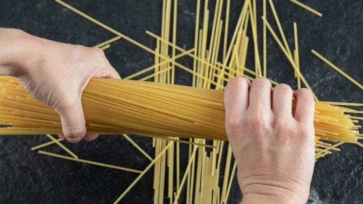 İtalyanlar Spagettiyi Neden Asla Kırmaz?