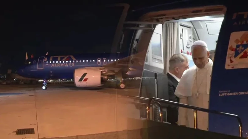 Airbus Uyarısının Ardından Papa'nın İstanbul'daki Uçağına da Güncelleme Yapılıyor