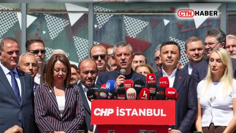 CHP'de İstanbul Krizi: Ataşehir İlçe Kongresi İptal Edildi