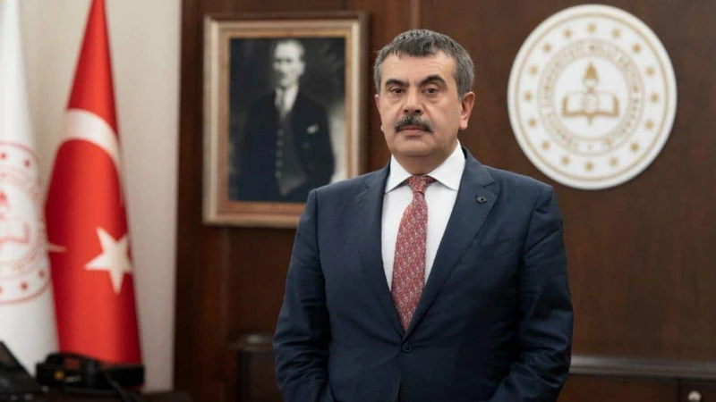 Milli Eğitim Bakanlığı'ndan Yeni Sinyal: Ara Tatiller Kaldırılıyor