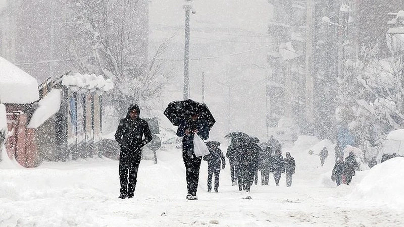 Meteoroloji Alarmı: 1 Aralık Pazartesi Günü 13 İlde Yoğun Kar Yağışı Başlıyor