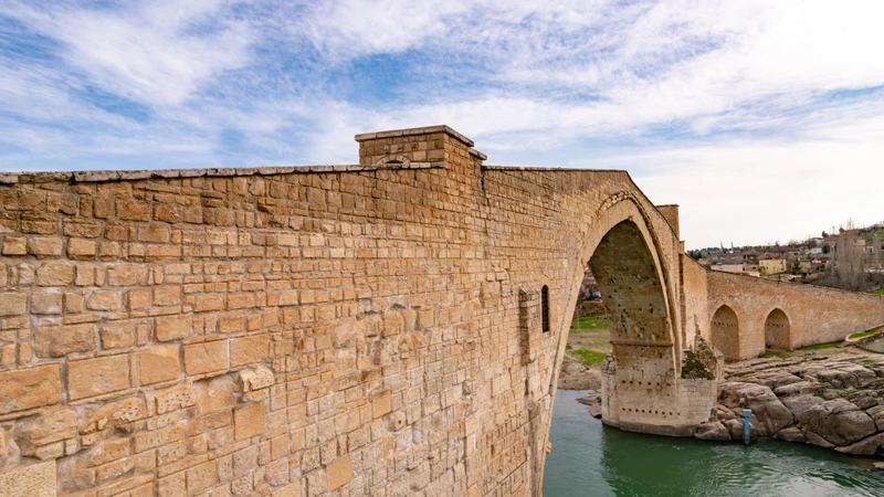 2 Aralık Salı Diyarbakır Hava Durumu: Bugün Hava Güneşli ve Az Bulutlu