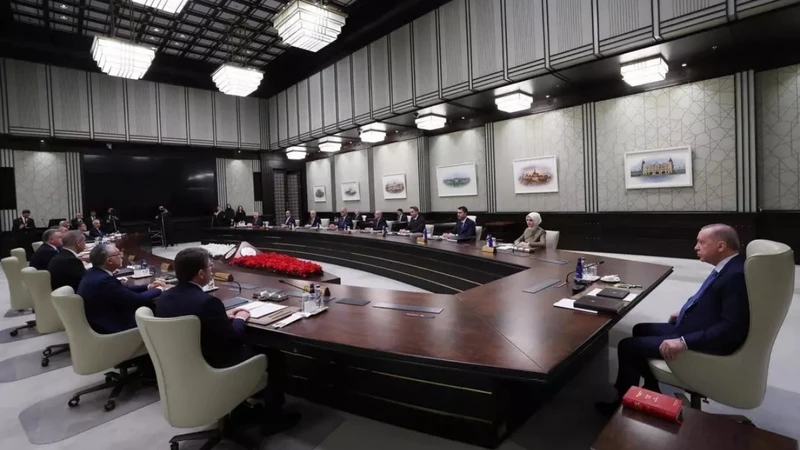 Kabine Toplantısı Sona Erdi: Cumhurbaşkanı Erdoğan'dan Ekonomi ve Güvenlik Mesajları