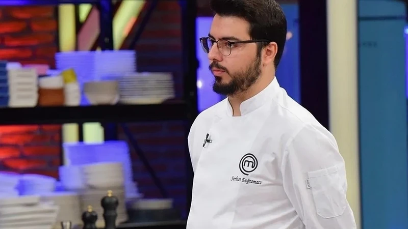 MasterChef Şampiyonu Serhat Doğramacı'nın Restoranı Kurşunlandı: Haraç İddiası Gündemde