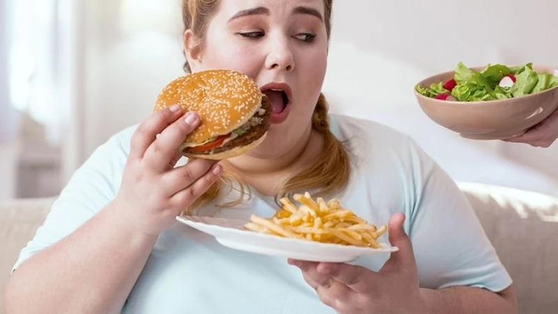 Çocukluk çağında obezite alarm veriyor! Uzmanlar uyarıyor