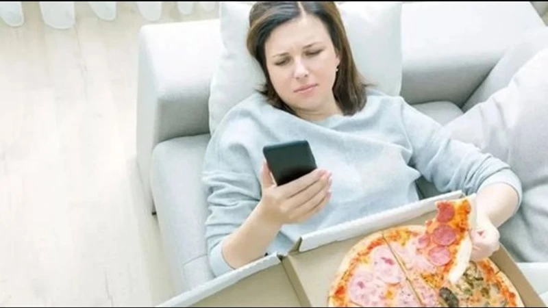 Duygusal yeme alışkanlığı mutlaka denetim altına alınmalıdır.