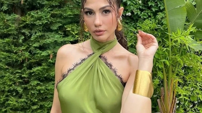 Demet Özdemir: En samimi dostlarım birer birer evleniyor