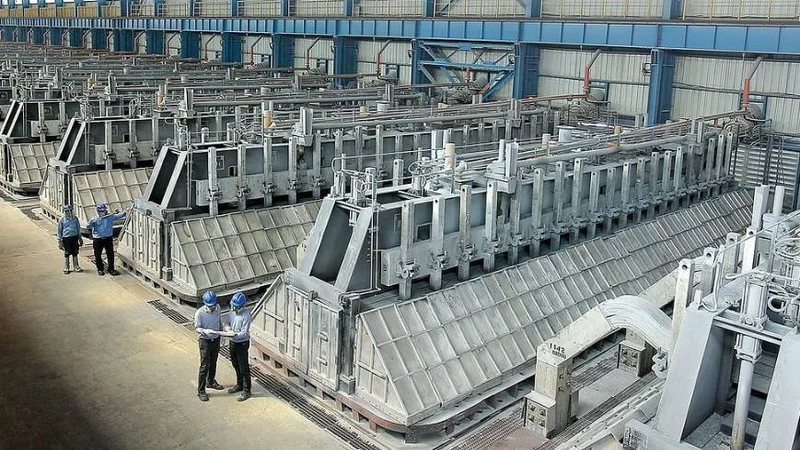 South32, Mozambik’teki Mozal Alüminyum Tesisinde Elektrik Krizi Nedeniyle Üretim Planlarını Gözden Geçiriyor