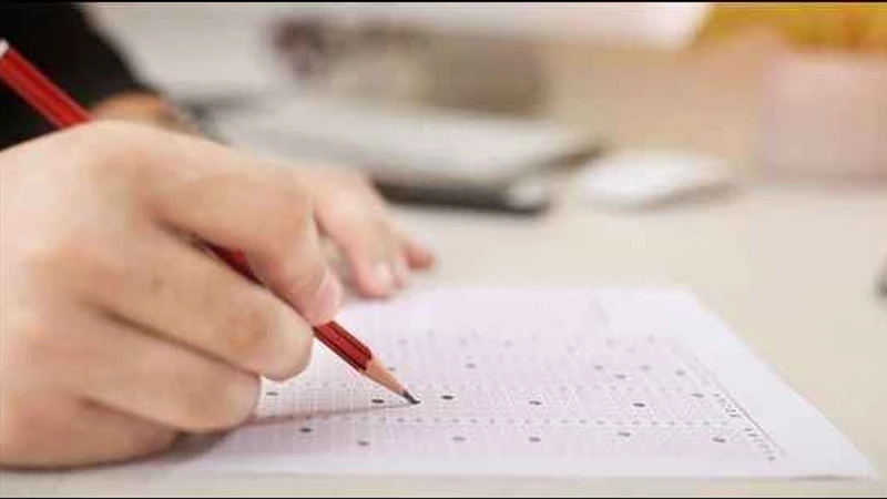 LGS 2025’te Rekor Tam Puan Tartışması: Şaibe İddiaları, Soruşturma ve Tepkiler