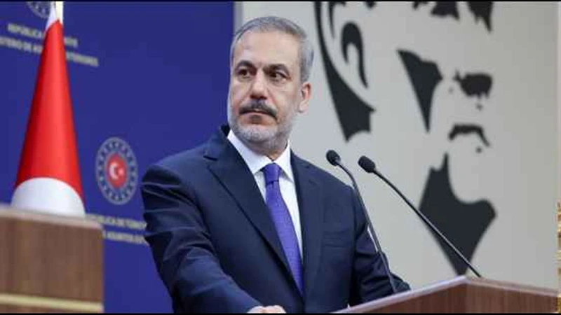 Hakan Fidan'dan YPG'ye Sert Uyarı: "Kusura Bakmayın Kimse Enayi Değil"