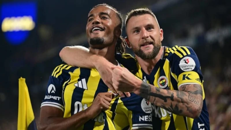 Fenerbahçe Kocaelispor'u 3-1 Mağlup Etti: 3 Puan 3 Golle Geldi