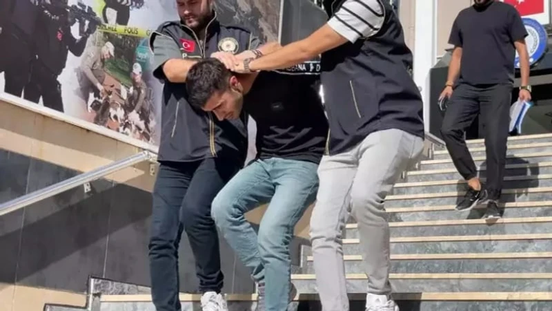 Sultangazi'de Kanlı Tartışma: 20 Yaşındaki Oğul, Annesini Silahla Öldürdü