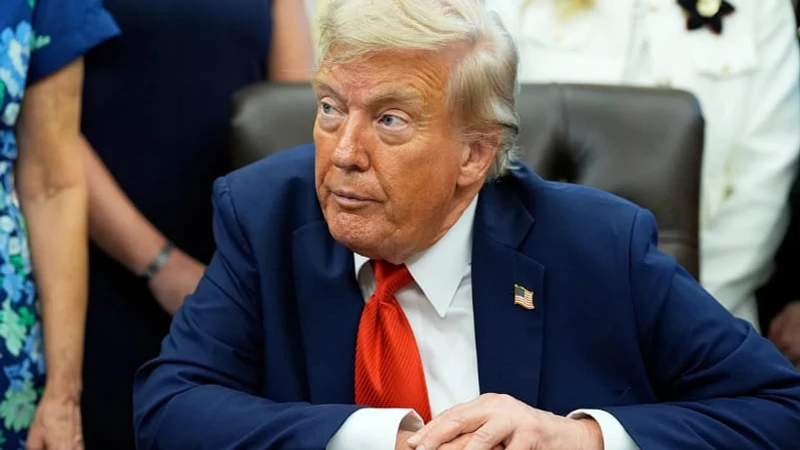 Trump'ın Fed Müdahale Girişimi Piyasaları Sarstı: Altın Yükseldi, Dolar Geriledi