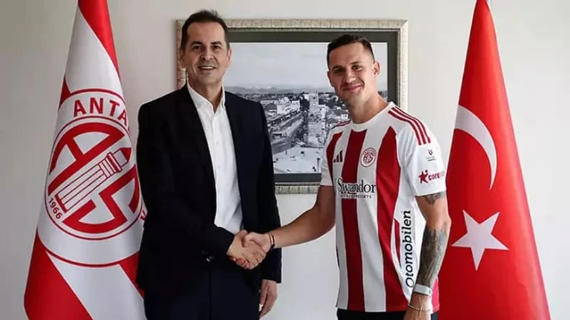 Antalyaspor, Palermo'dan Dario Saric ile 2+1 yıllık sözleşme imzaladı