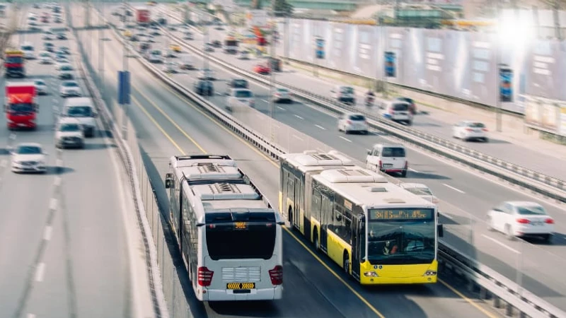 İstanbul'da Toplu Taşımaya Yüzde 30 Zam! Otobüs, Metro, Minibüs ve Taksilerde Yeni Tarifeler