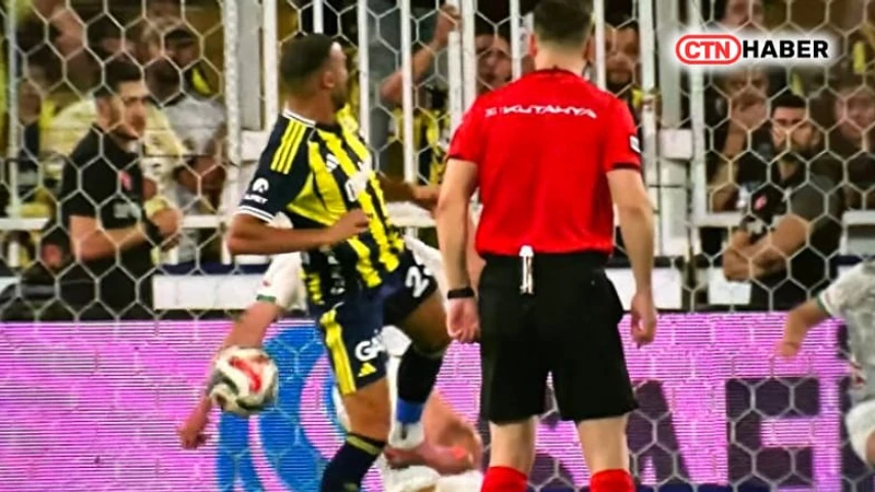 Fenerbahçe'den Hakem Tepkisi! Alanyaspor Maçındaki Kararlar Sonrası "Hesap Zamanı" Paylaşımı