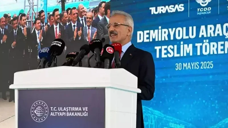 Türkiye'nin İlk Hızlı Tren Fabrikasında Çalışmalar Başladı: 3,5 Milyar Liralık Katkı Geliyor