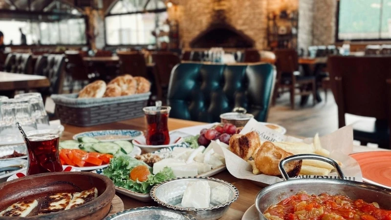 Denny's Satılıyor: 1558 Şubeli Ünlü Kahvaltı Zinciri 620 Milyon Dolara El Değiştiriyor