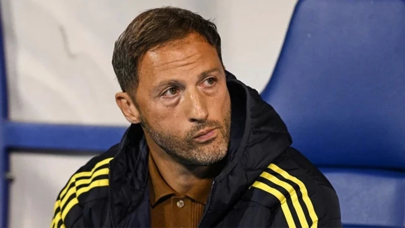 Fenerbahçe'de Tedesco 7. Diline Başladı: Türkçe Öğreniyor