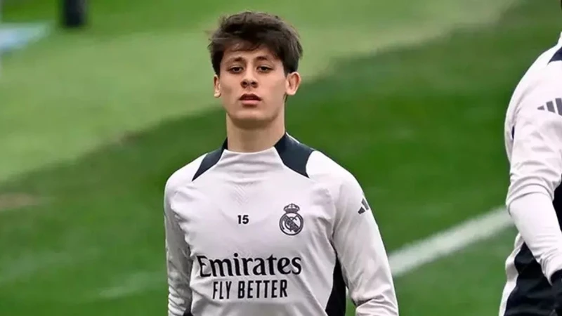 Real Madrid'de Arda Güler İddiası: "Oynamasını İstemediği İsmi Söyledi"