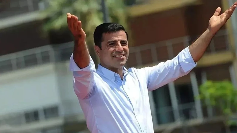 Selahattin Demirtaş'tan Bahçeli ve Özgür Özel'e Teşekkür Mesajı