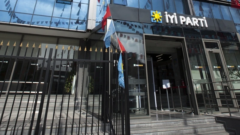 İYİ Parti'den 10 Kasım kararı: Atatürk için ülke genelinde mevlit okutulacak