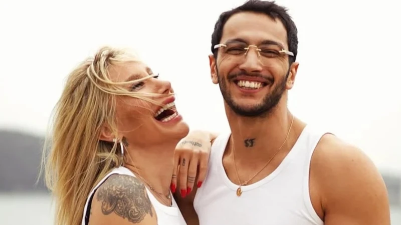 Takibi Bıraktı, Fotoğrafları Sildi: İrem Derici ile Melih Kunukçu Ayrıldı mı?