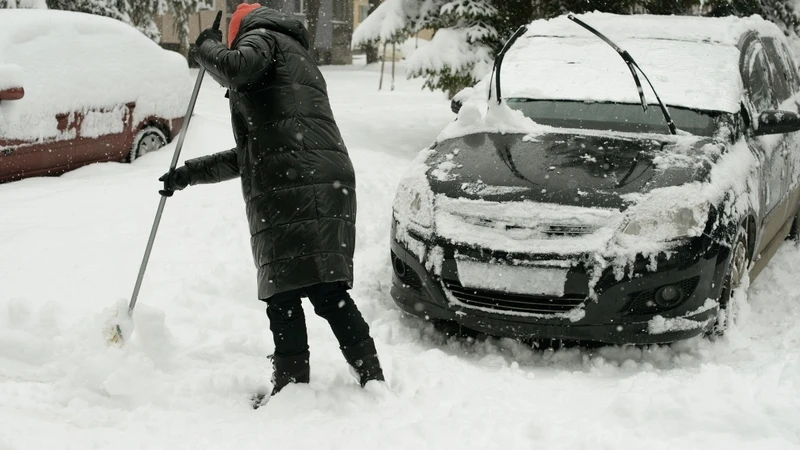 Meteoroloji uyardı: Şiddetli kar felaketi birçok bölgede hayatı durdurdu