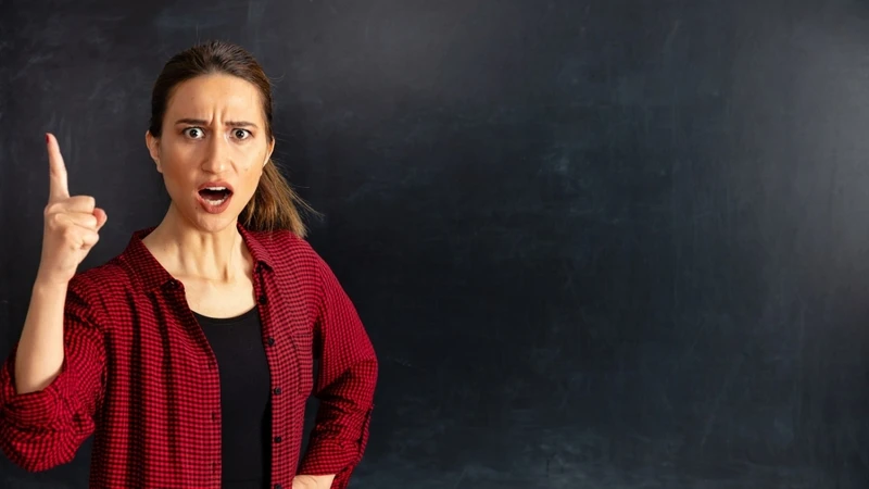 Kadınların Yazılı İletişimde Üç Kat Fazla Ünlem Kullandığını Gösteren Çarpıcı Dilbilim Bulgusu