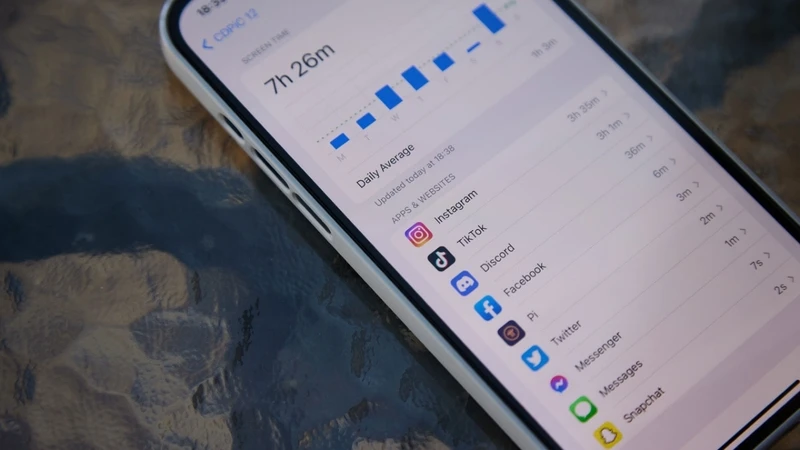Telefon Ekranını 24 Saat Bırakınca Vücutta Yaşanan Şaşırtıcı Değişimler