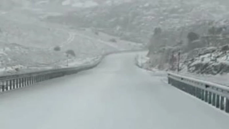 Denizli'nin Yüksek Kesimlerinde Kar Yağışı Başladı