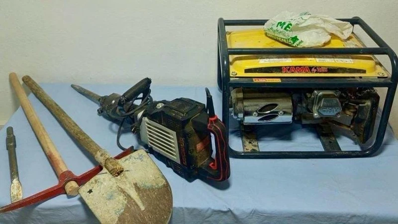 Kırşehir Mucur'da İzinsiz Kazı Yapan 3 Kişi Suçüstü Yakalandı