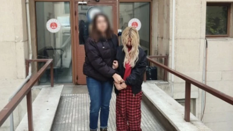 Bursa'da Hukuk Öğrencisi Sahte TOKİ Sitesiyle 1 Milyon TL Dolandırdı