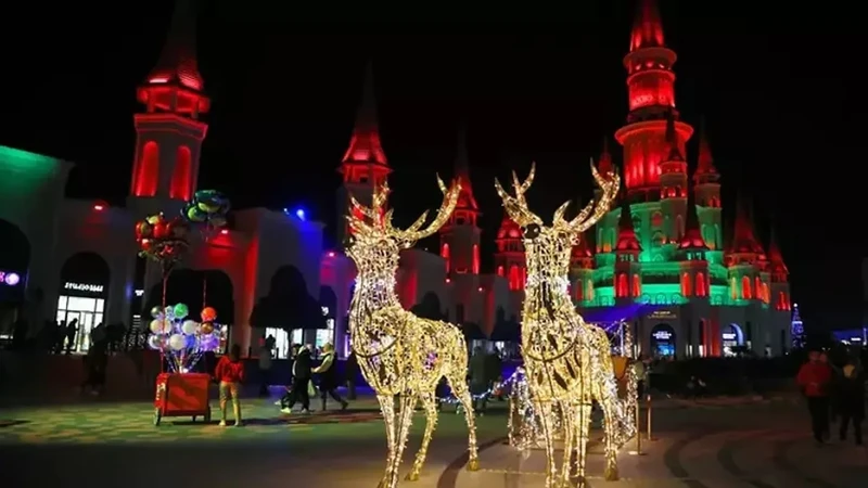 Yılbaşı Tatili 4 Güne Çıktı: 750 Bin Kişi Seyahate Çıkacak, Fiyatlar Belli Oldu