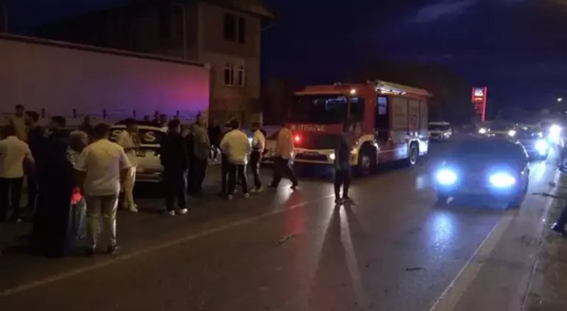Samsun’da Düğün Konvoyunda Feci Kaza: Gelin ve Bir Yolcu Yaralandı - görsel 2