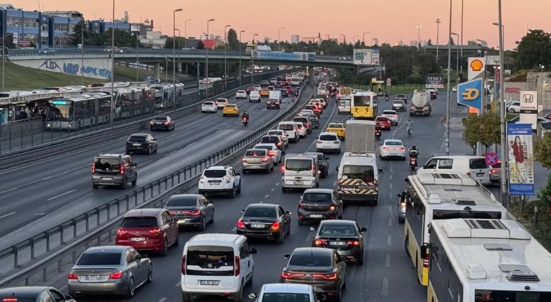 Yeni Trafik Sigortası Kuralları Açıklandı: Hasarsız Sürücüye İndirim, Hasarlıya Yüksek Prim - görsel 2