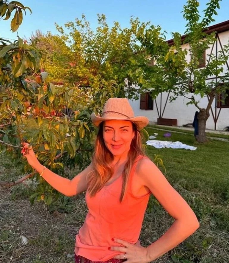Burcu Kara: “Maalesef Fay Hattı Üzerindeyiz” Diyerek Evini Terk Etti - görsel 3