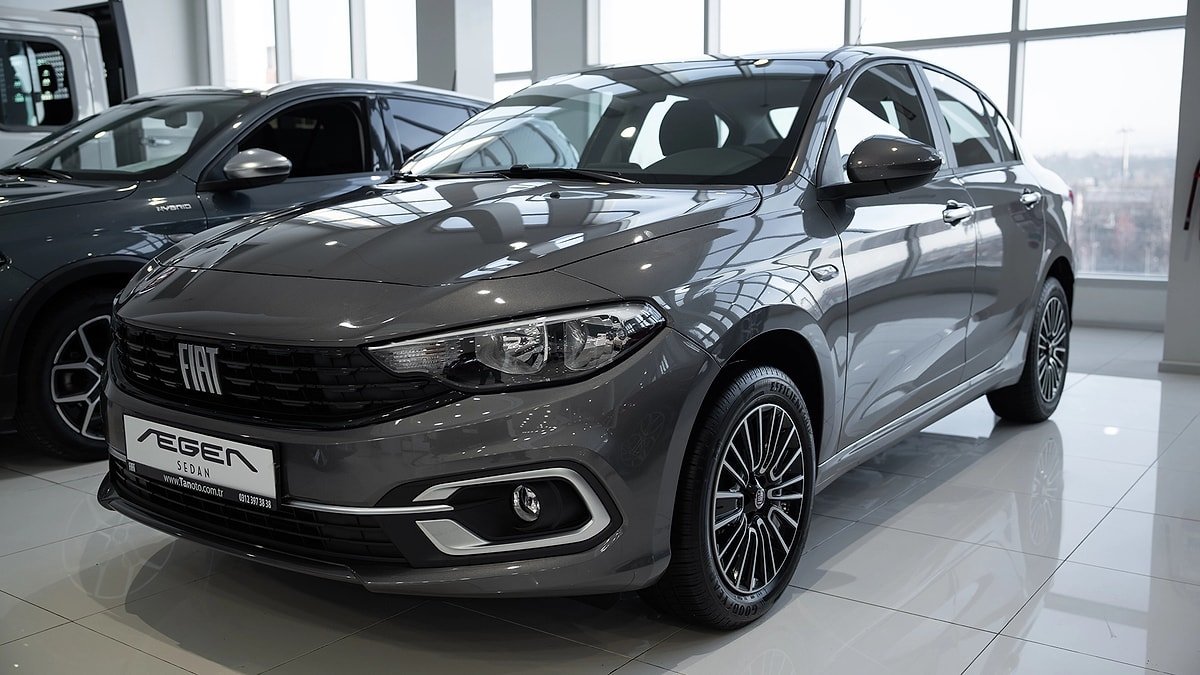 Fiat Egea Sedan Üretimi Bitiyor: Tofaş’tan Canlı Yayında Şaşırtan Açıklama - görsel 1