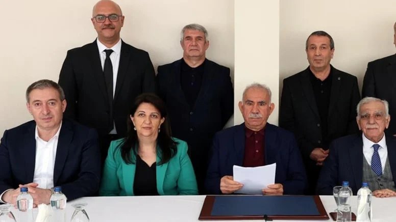 AKP’den Yeni “Terörsüz Türkiye” Planı: DEM Parti’nin “Umut Hakkı” Israrı Siyaseti Isıttı - görsel 1