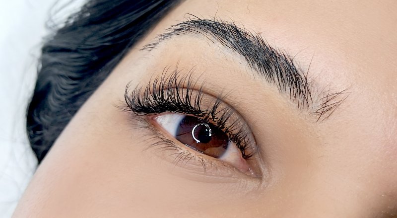 Skinimalism Nedir? Doğal Güzelliğin Yeni Trendi Neden Bu Kadar Popüler? Nasıl yapılır ? Faydası nedir ? - görsel 2